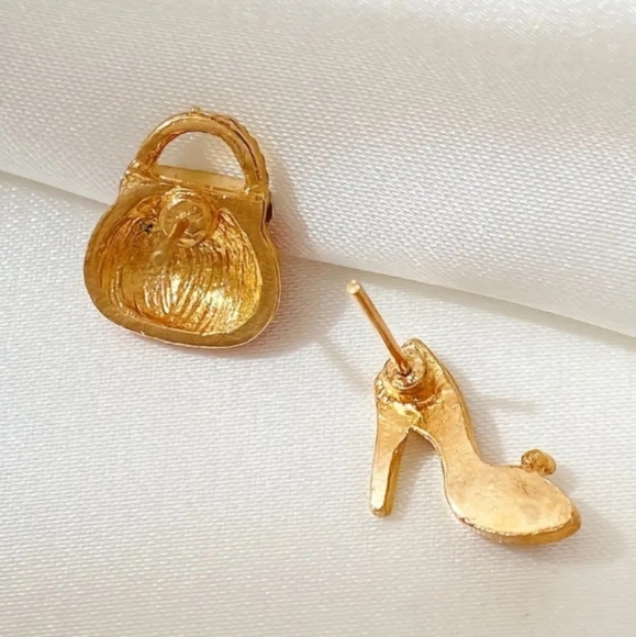 Red Purse and Heels Earrings - Picture 3 of 5